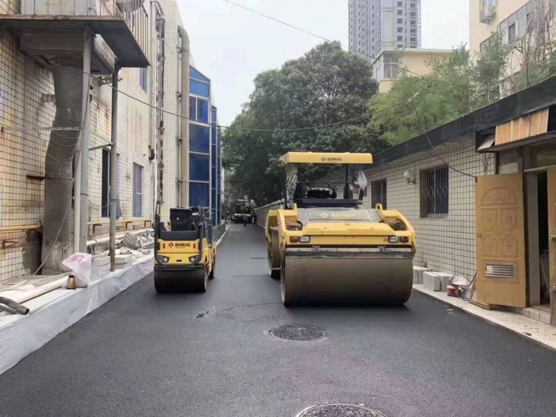 鄭州瀝青攤鋪 鄭州小區(qū)瀝青攤鋪隊