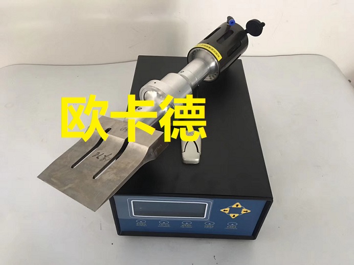 超聲波蛋糕切割機(jī)-超聲波切割機(jī)-超聲波食品切割刀