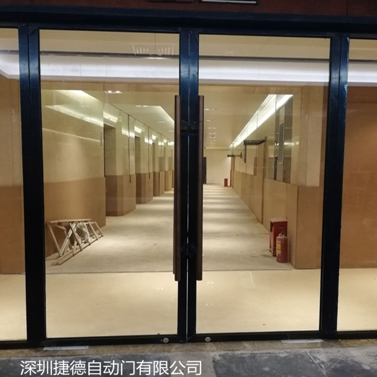 安溪縣自動感應(yīng)門自帶裝飾功能  彰顯氣派