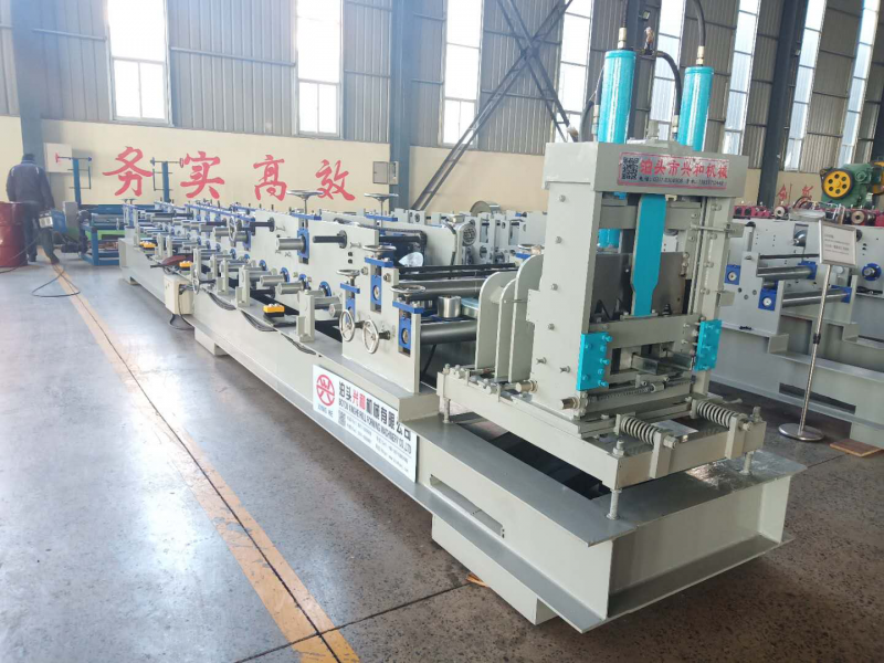 廈門(mén)技術(shù)全自動(dòng)C型鋼機(jī) 鋼結(jié)構(gòu)檁條機(jī)價(jià)格